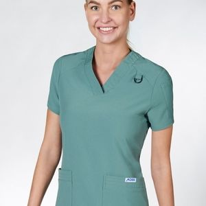 MOBB | Lagoon V-Neck Scrub Top